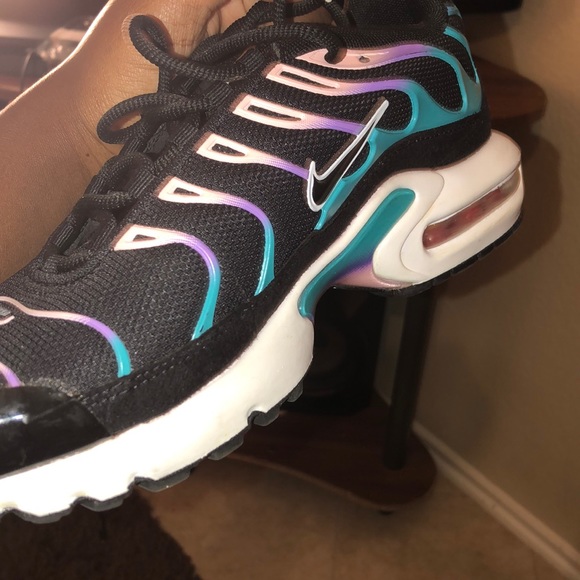 Nike Vapormax - Picture 2 of 3